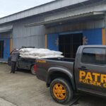 Jamin Pasar Petani, Polsek Gerung Dampingi Penjualan 11 Ton Jagung ke BULOG